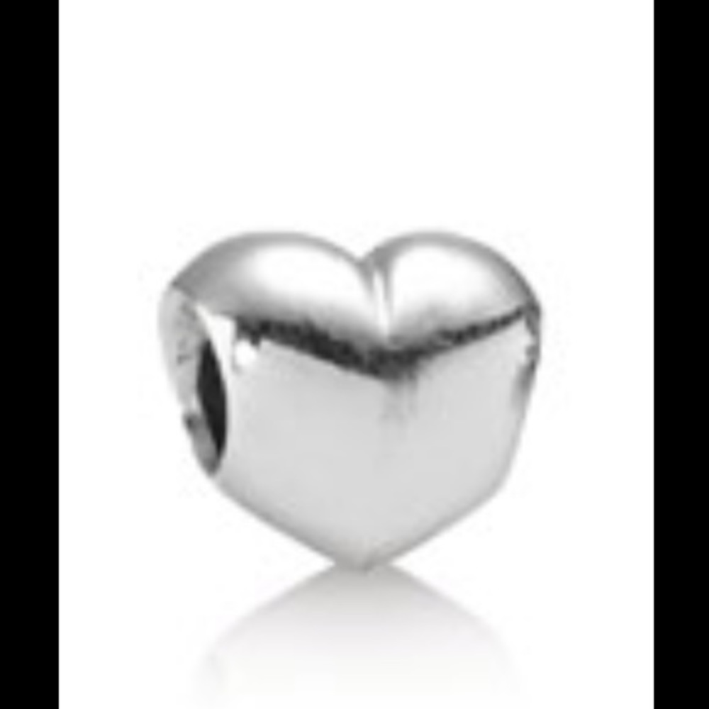 Pandora simple heart charm